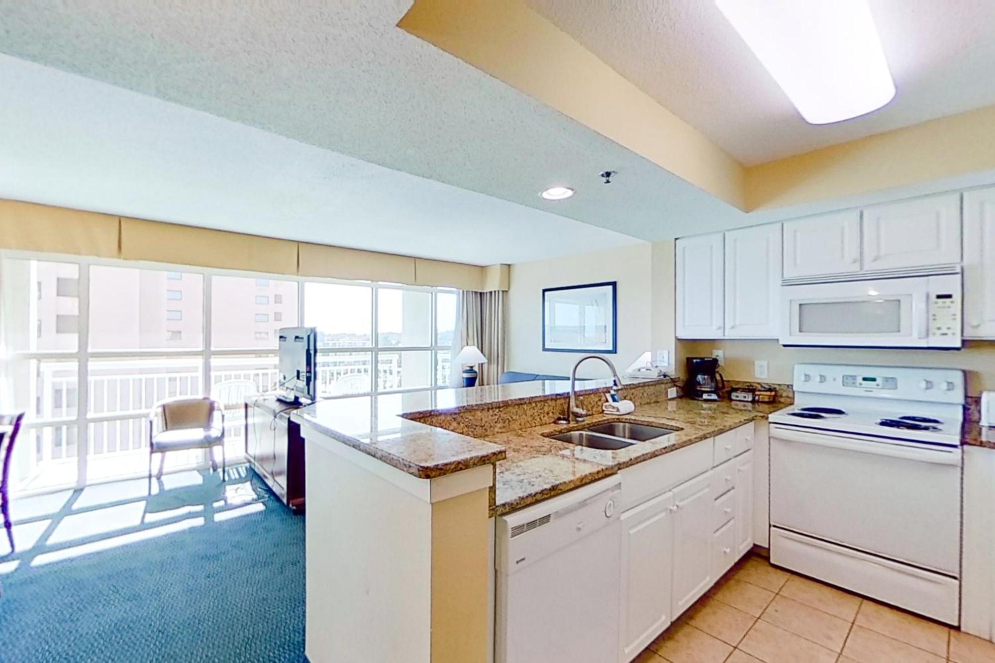 Carolinian Beach Resort Myrtle Beach Exterior photo