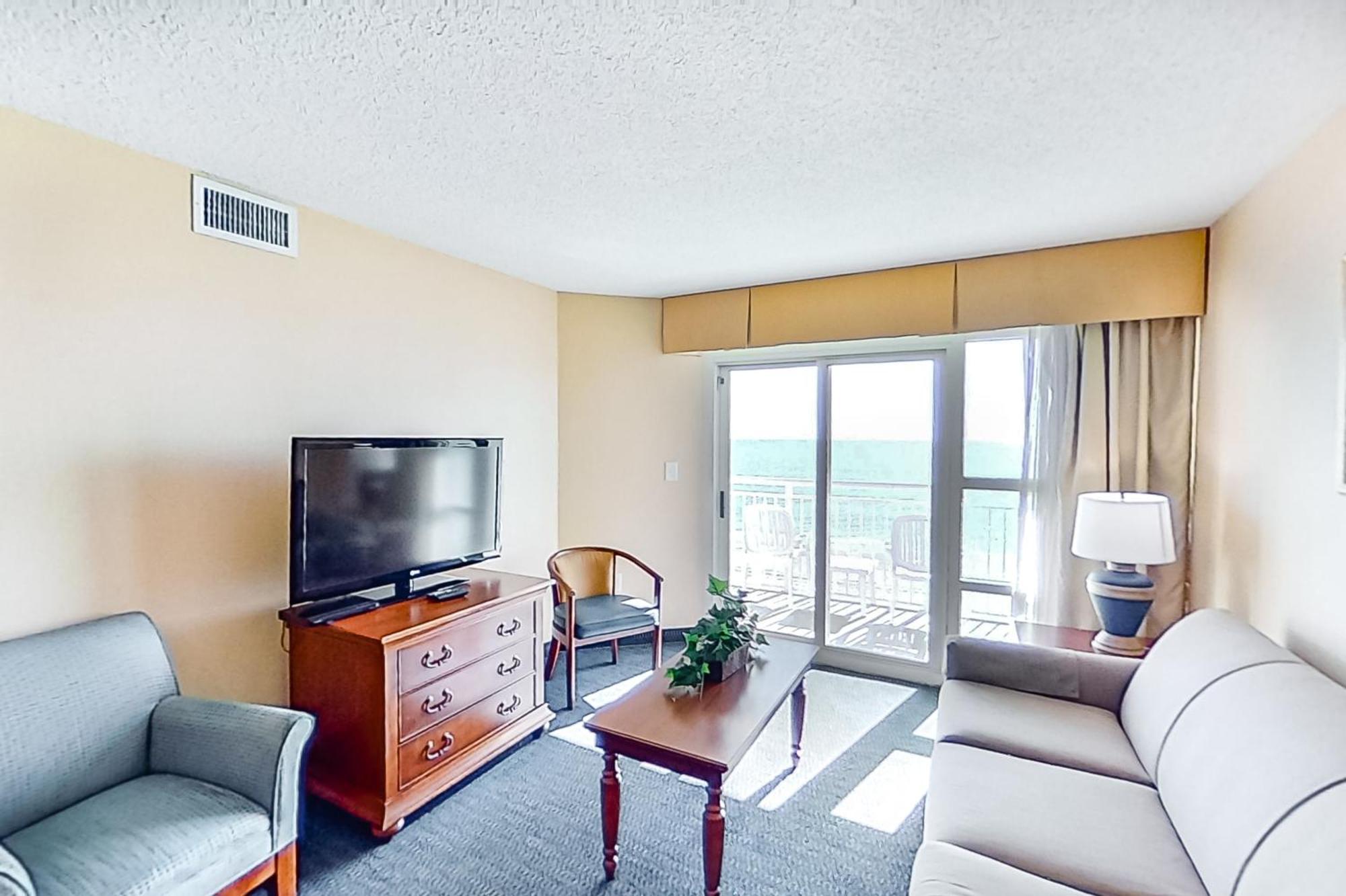 Carolinian Beach Resort Myrtle Beach Room photo