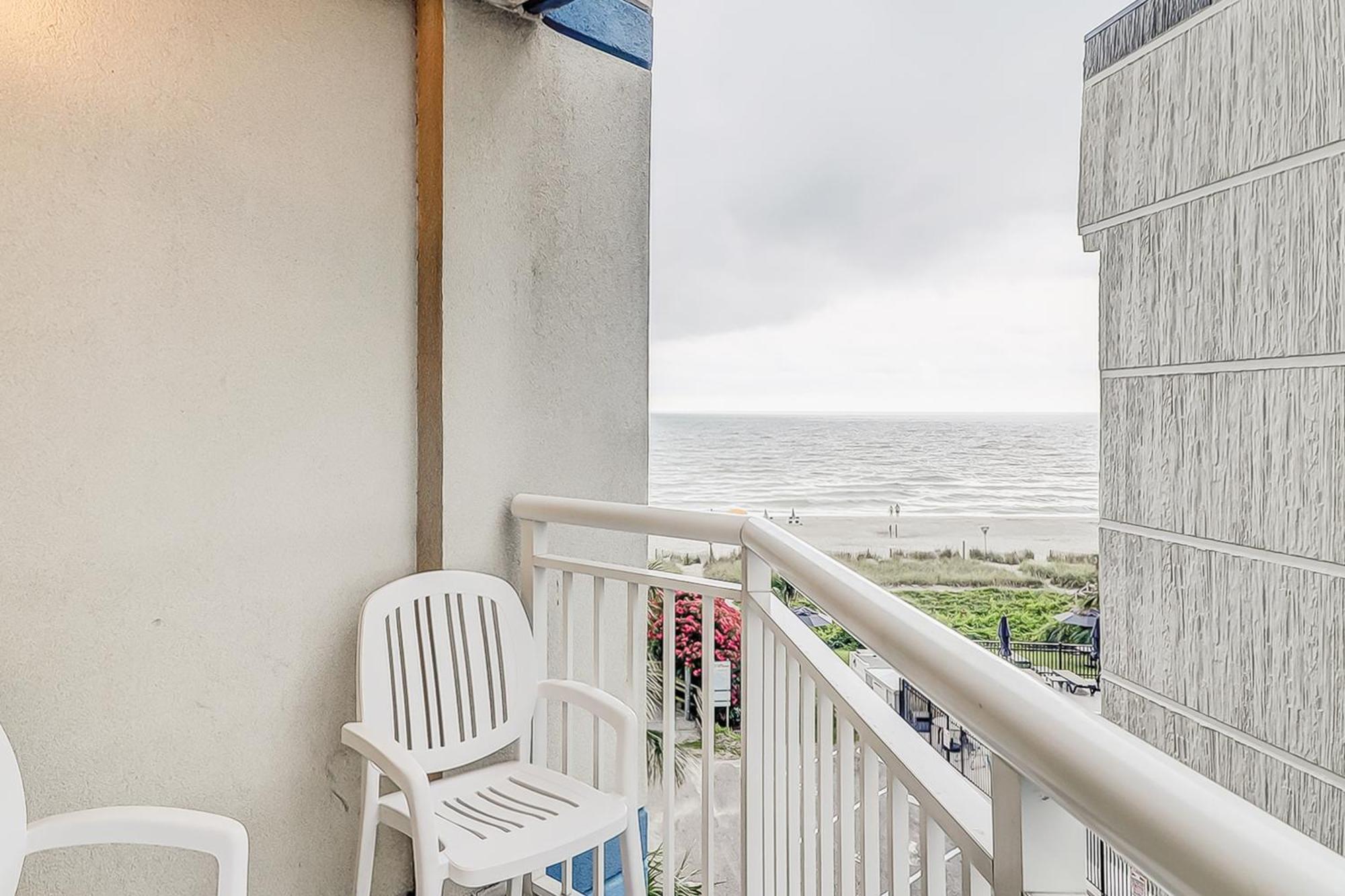 Carolinian Beach Resort Myrtle Beach Room photo