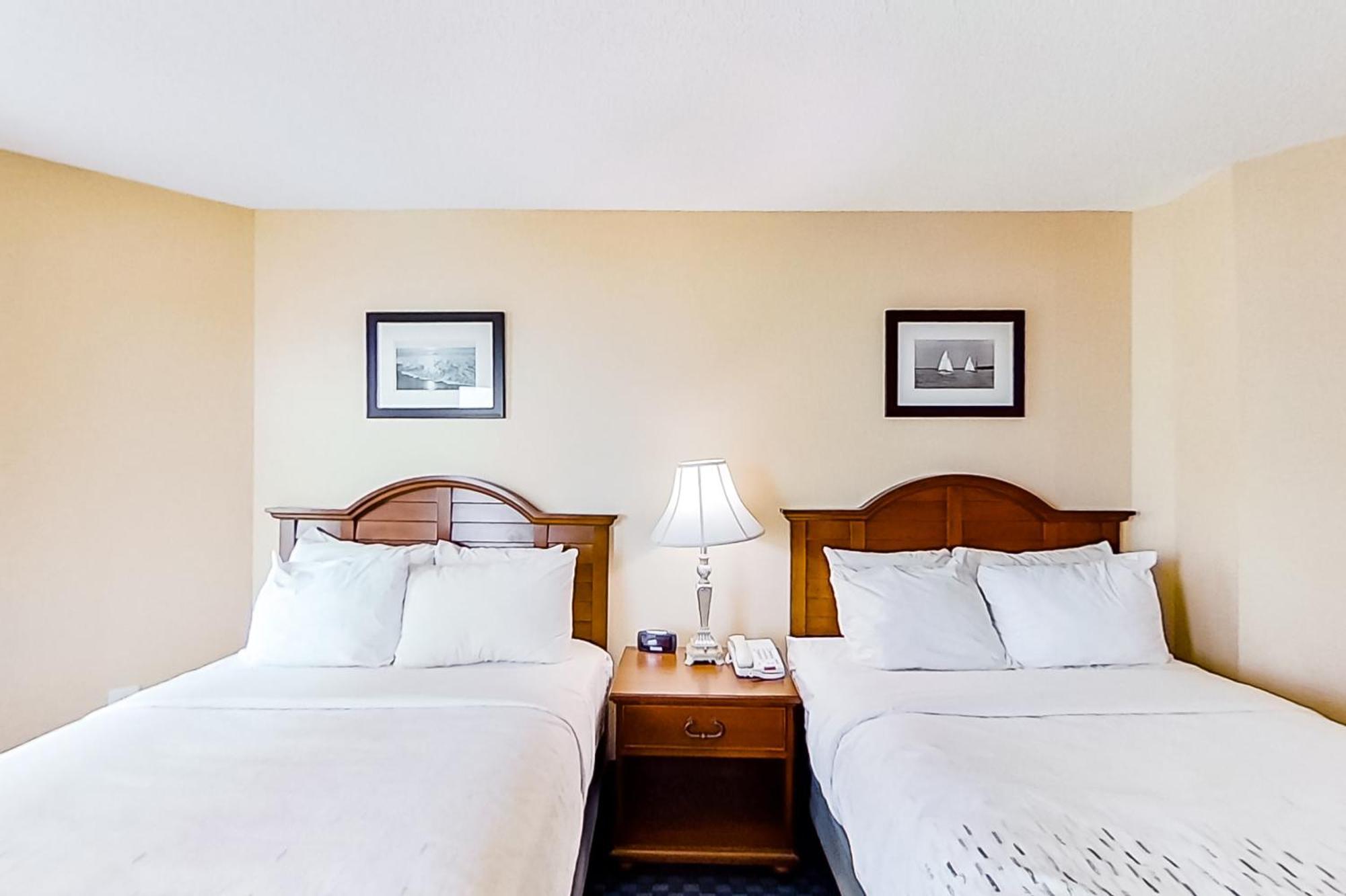 Carolinian Beach Resort Myrtle Beach Room photo
