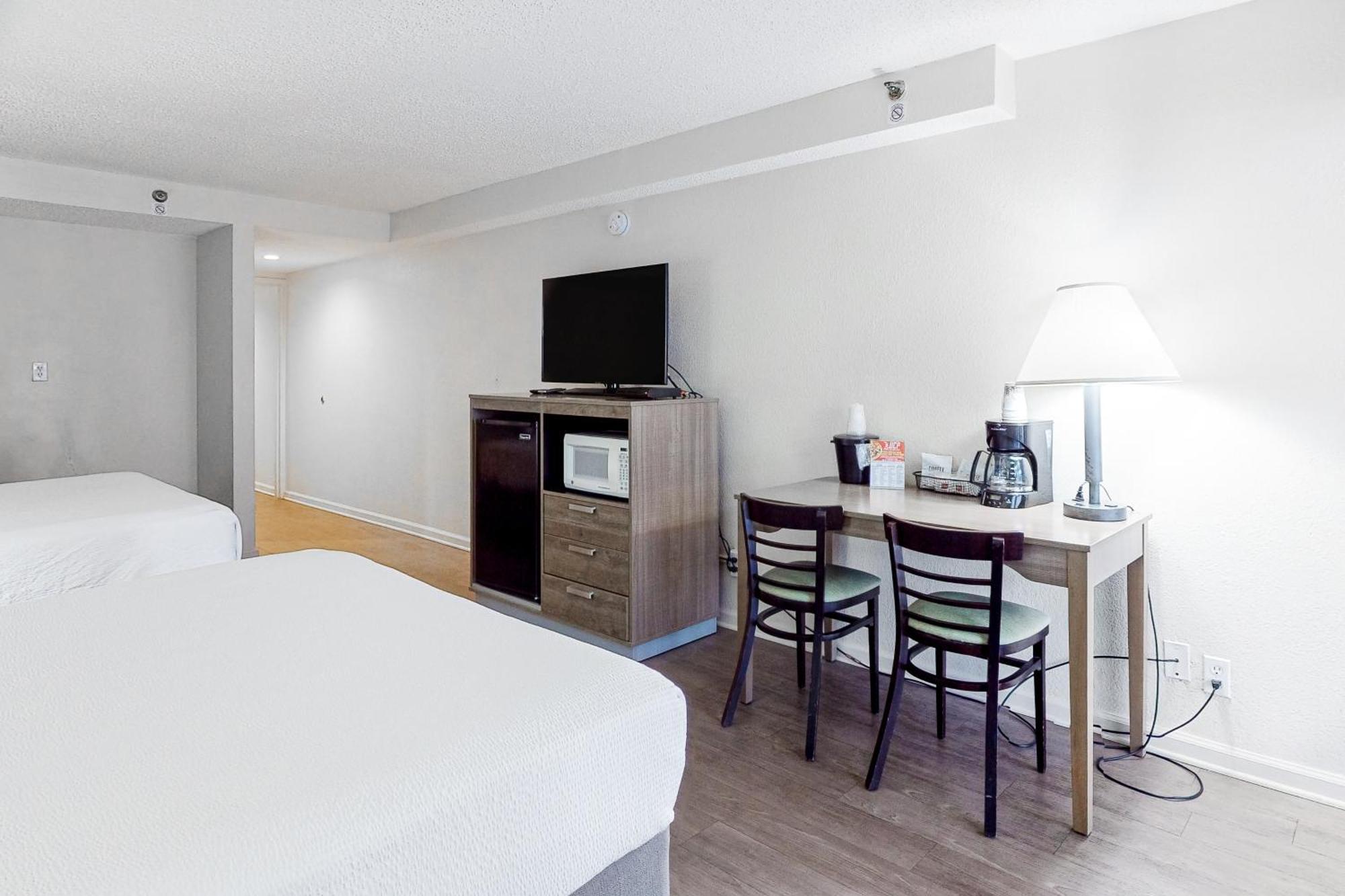 Carolinian Beach Resort Myrtle Beach Room photo